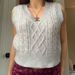 Aerie cable knit sweater vest